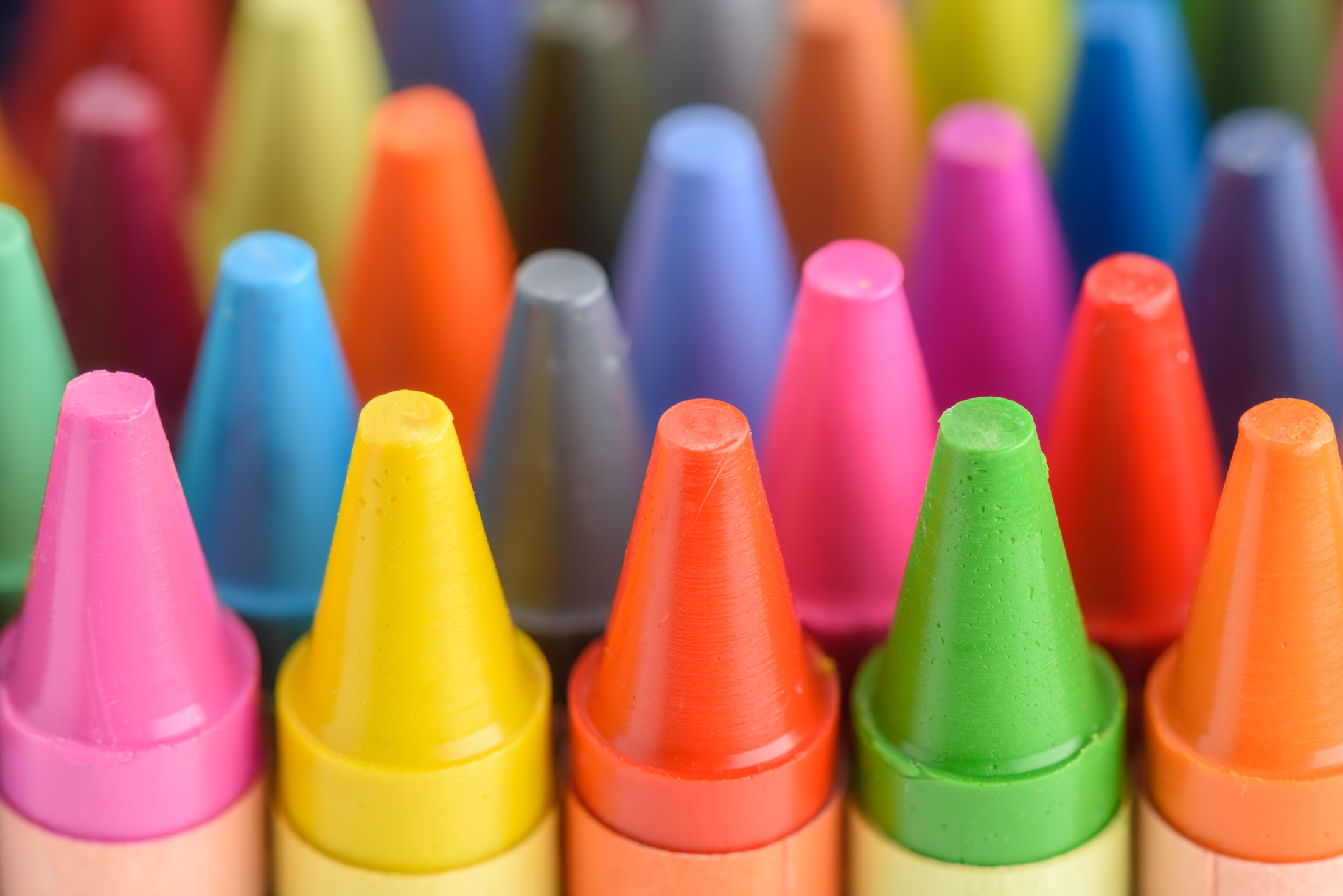 Best Crayon Sets for Little Creative Minds