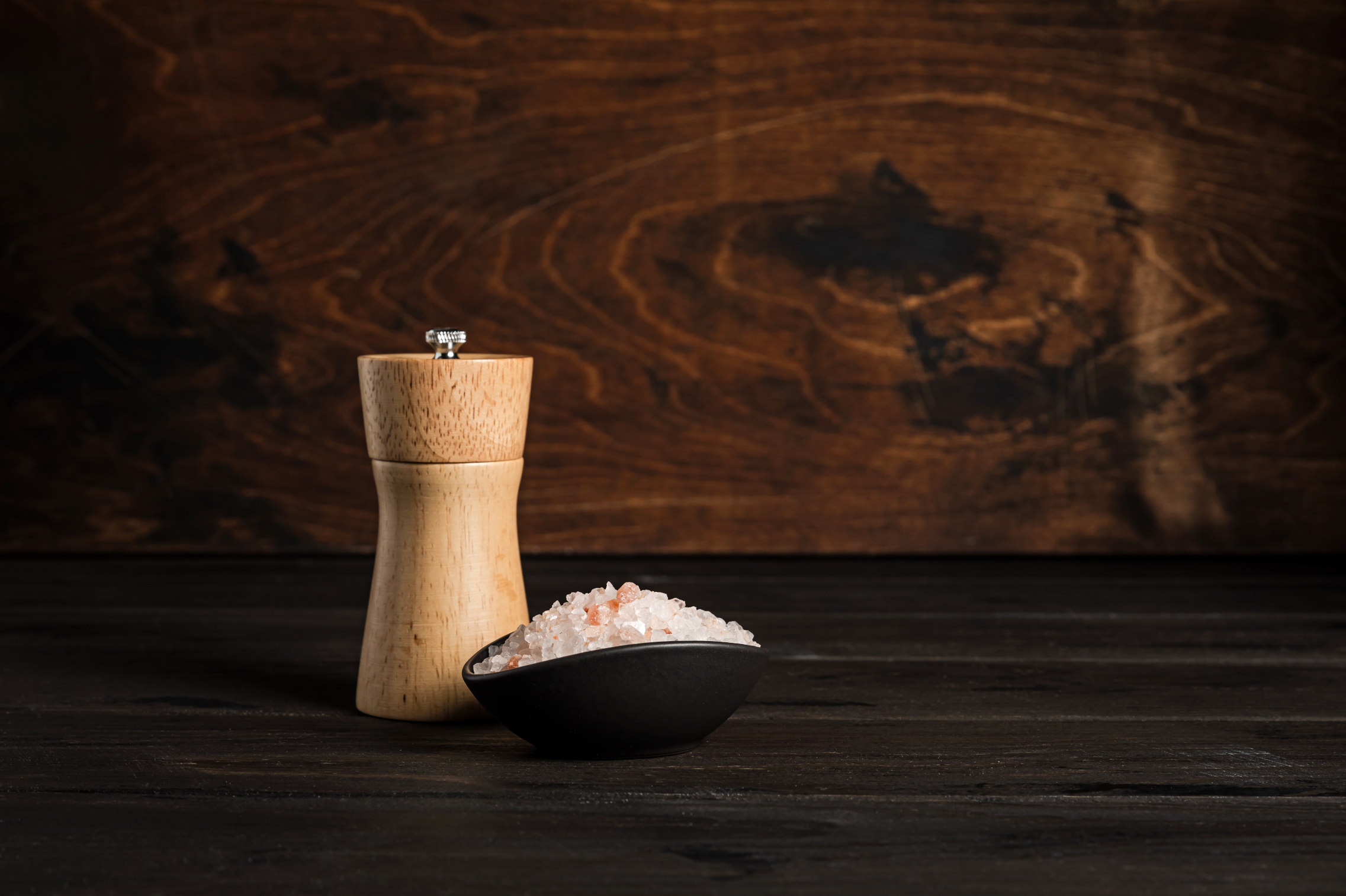 Fletchers' Mill Border Grill Salt Mill Sprinkles With Ease