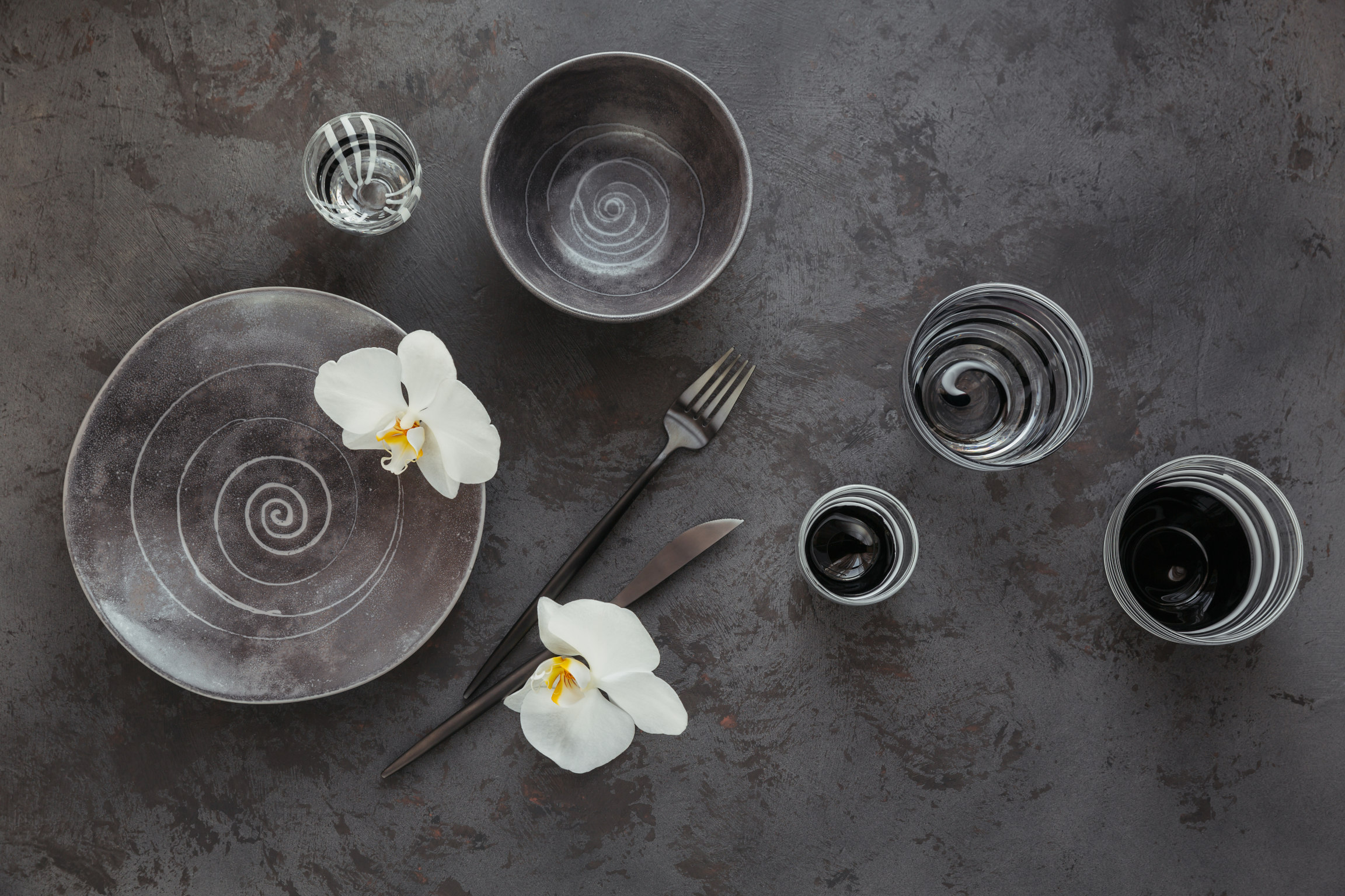 Dishware Designed For Happy Households
