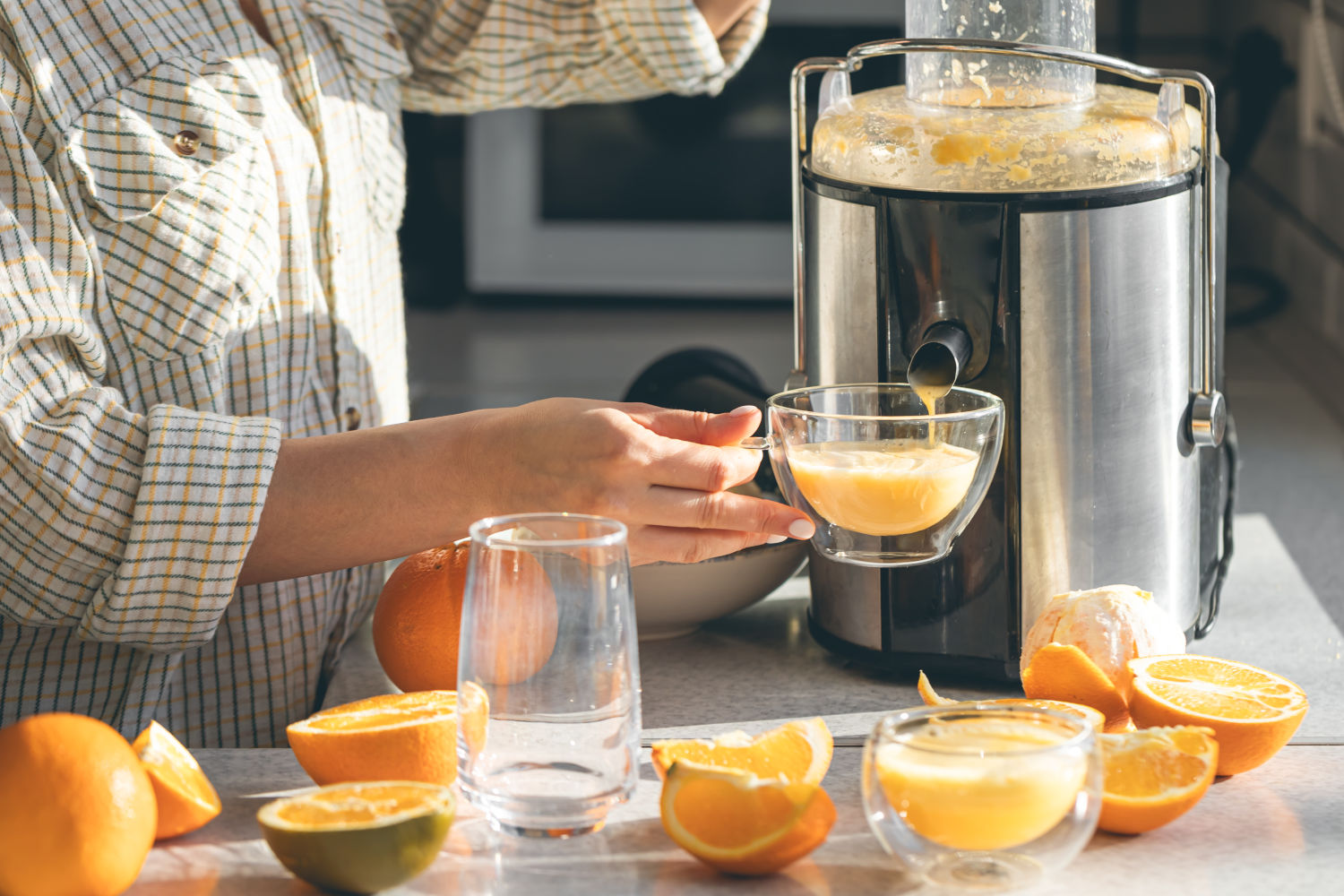 Hamilton Beach Juicer: Unleash Your Inner Juice Jedi!