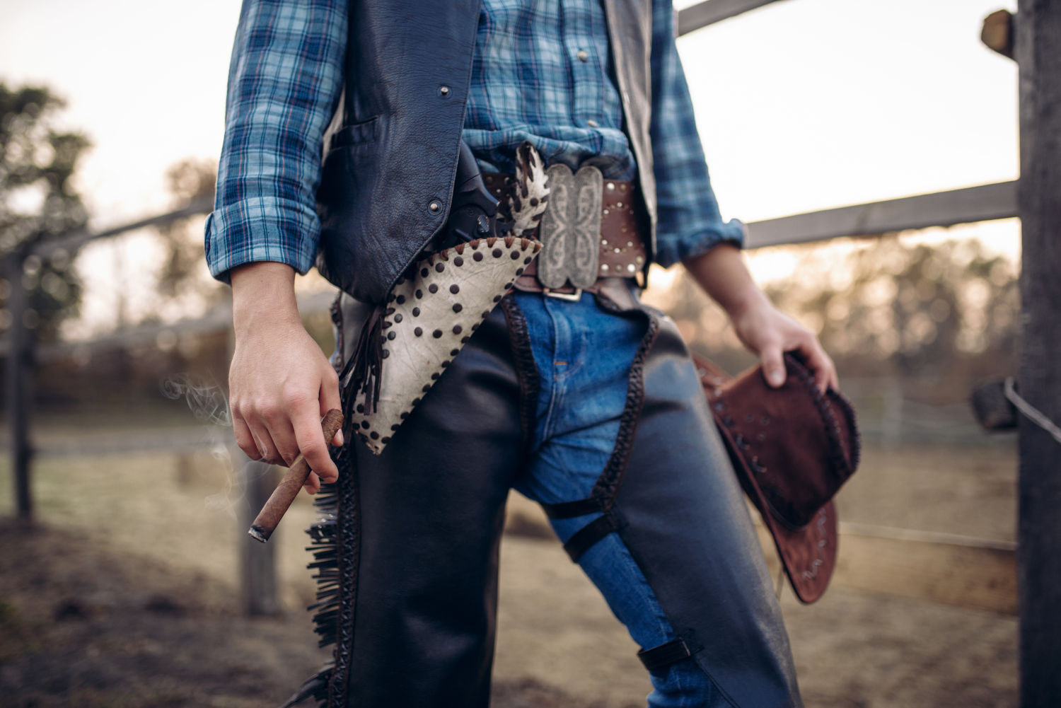 Wrangler Men's Retro Relaxed Fit Bootcut Jeans: Your Vintage Vibe, Modern Comfort!