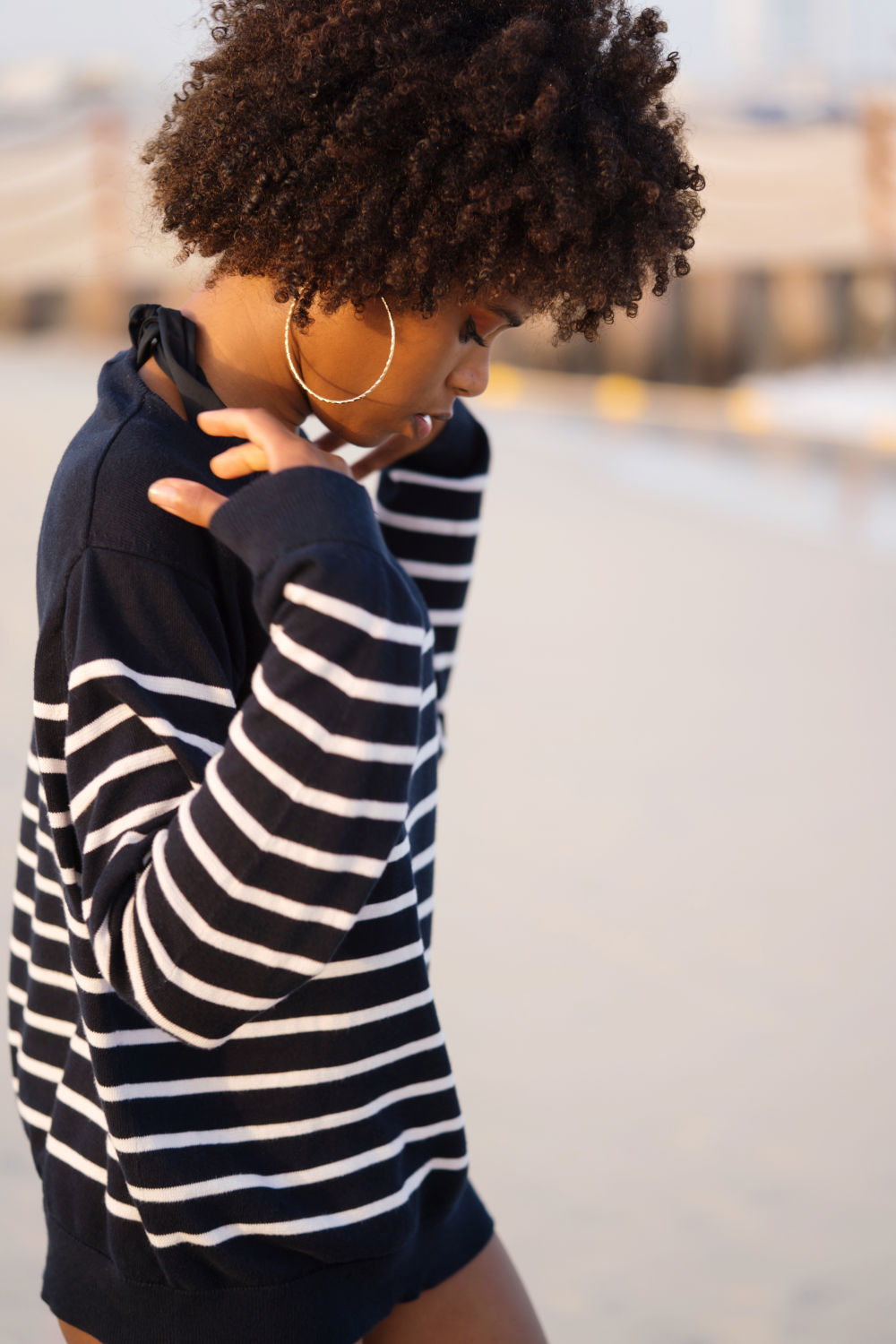 ANRABESS Women's Striped Oversized Sweatshirt: Casual Comfort with Trendy Style