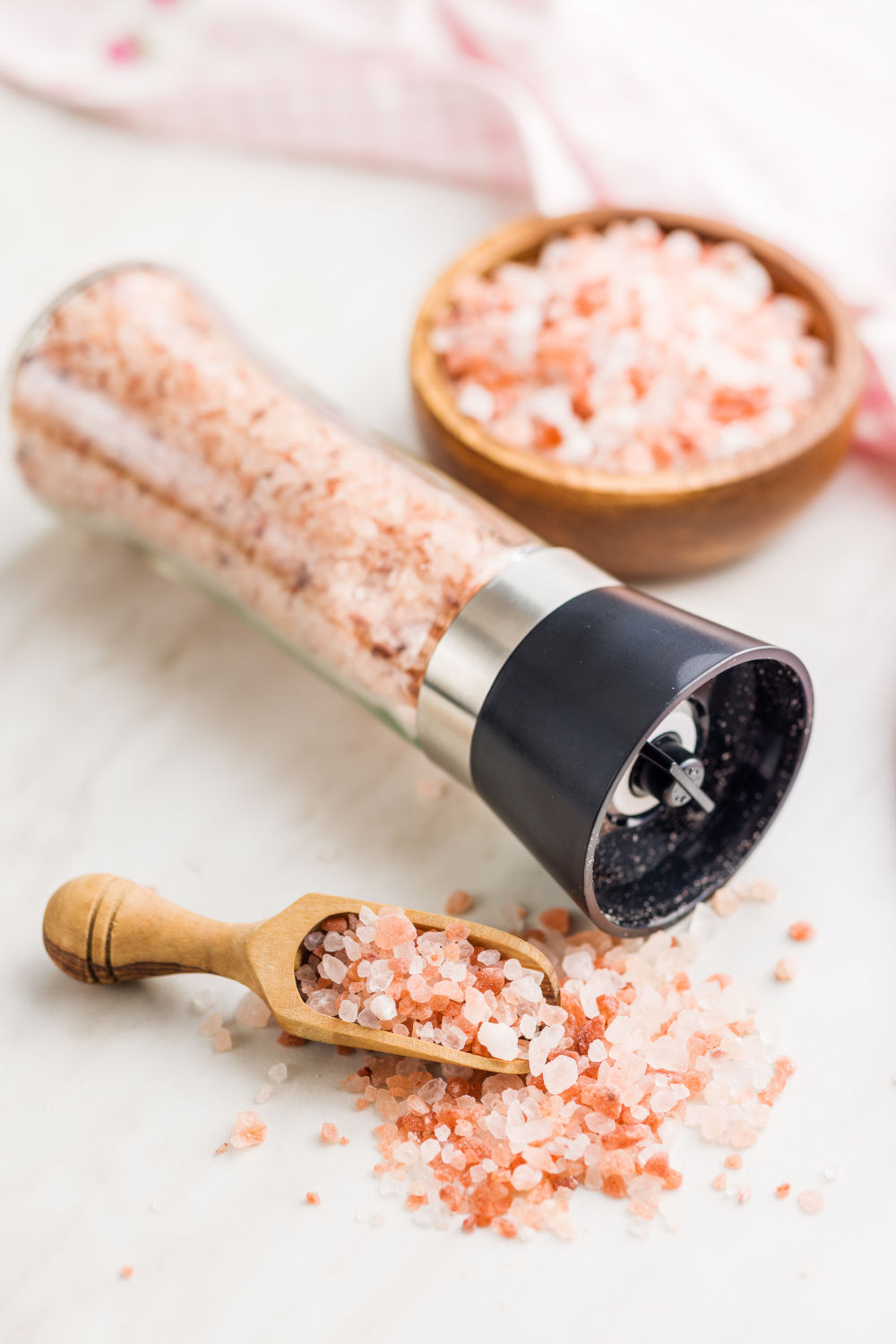FORLIM Gravity Electric Salt and Pepper Grinder Set: A Sprinkle of Magic for Your Meals