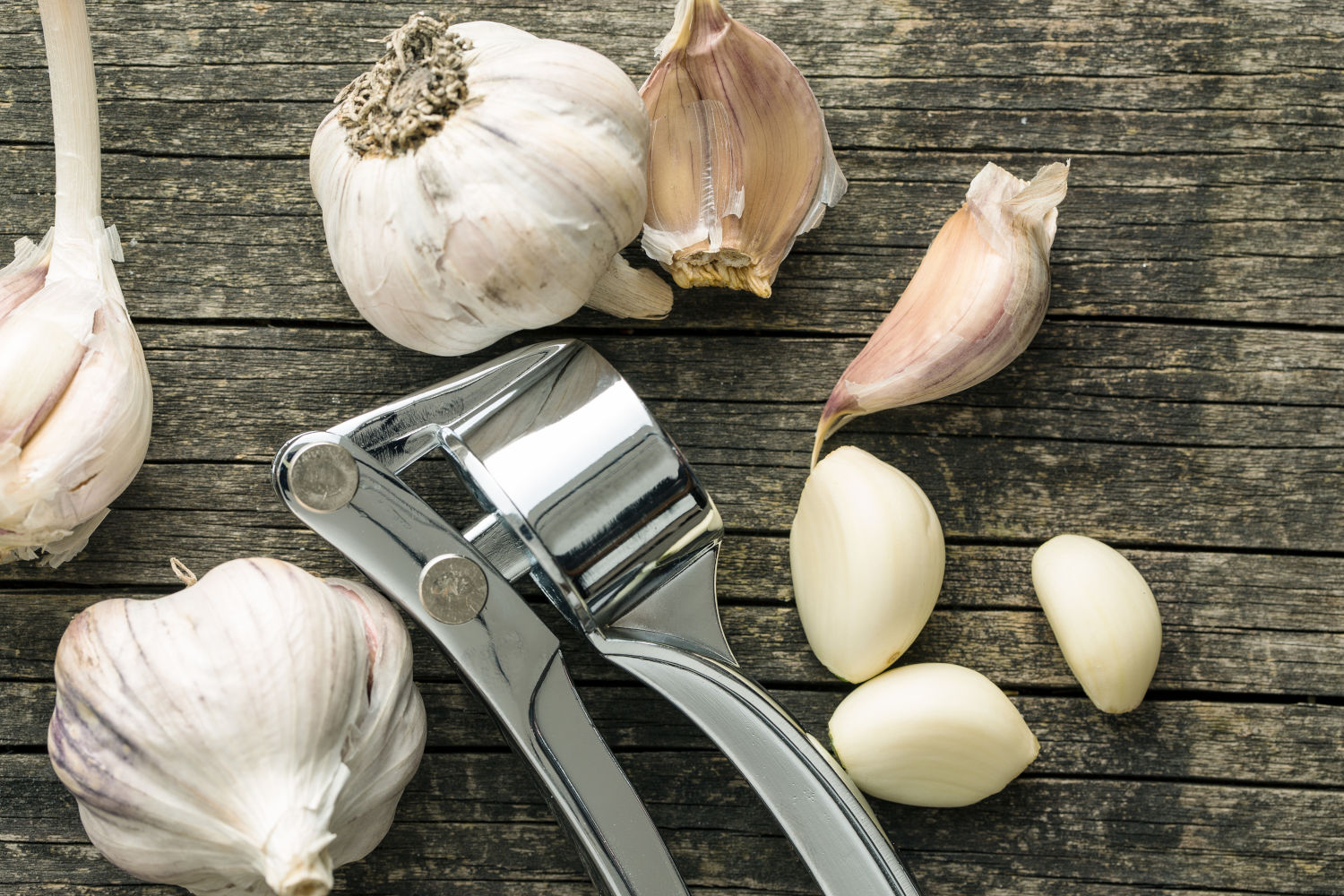 Zulay Kitchen Premium Garlic Press Set: Effortless Garlic Goodness at Your Fingertips