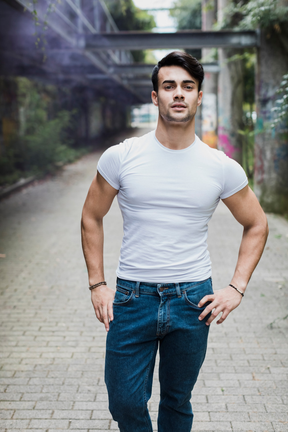 The End of the T-Shirt Hunt: A Review of KLIEGOU Men's Premium Cotton Crew Neck Tees